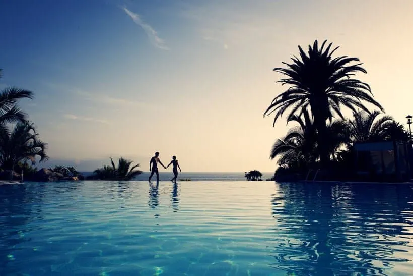 where to stay in tenerife couples