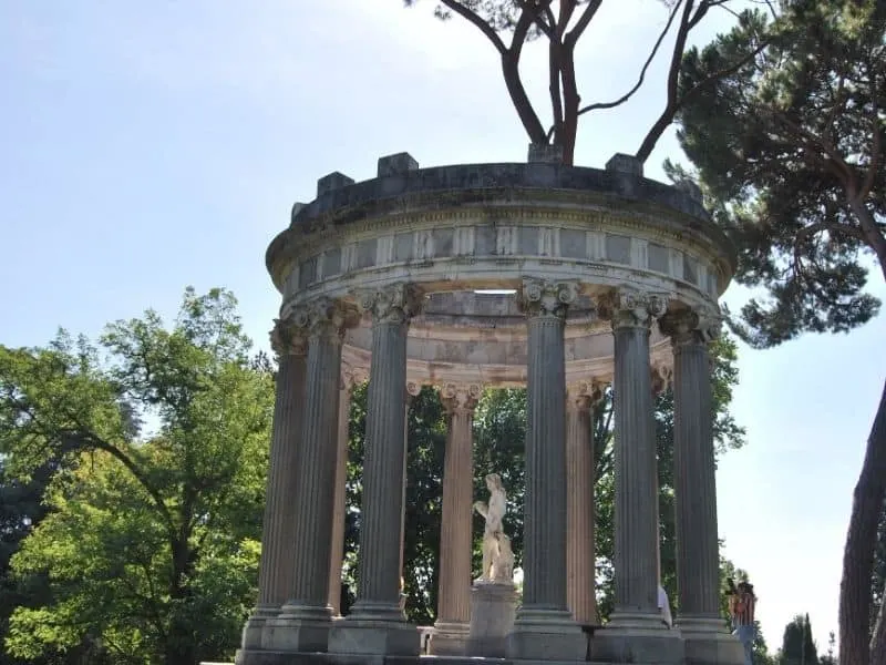capricho park madrid, non touristy things to do in madrid