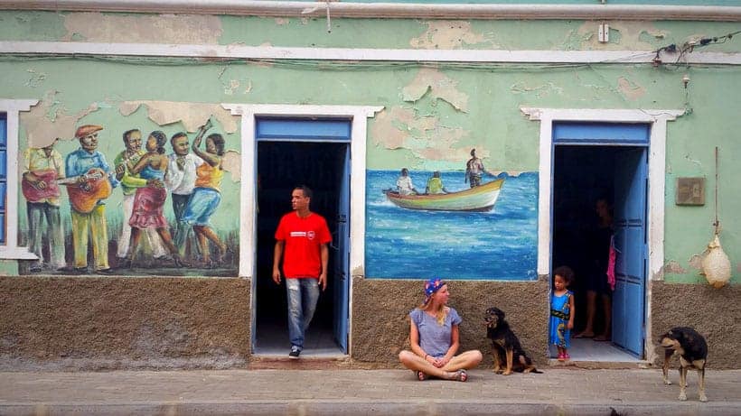 cabo verde, cape verde, que hacer, what to do, beach, playa, hiking, trekking, mindelo, senderismo, hotel, resort, holiday, portuguese, language, sal, kite, santo antao, ferry, flight, cheap, sailing, fruit, capital, colours, music, cesaria evora