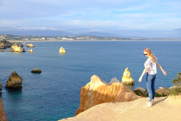 hiking in winter in algarve, overlooking the faro coast