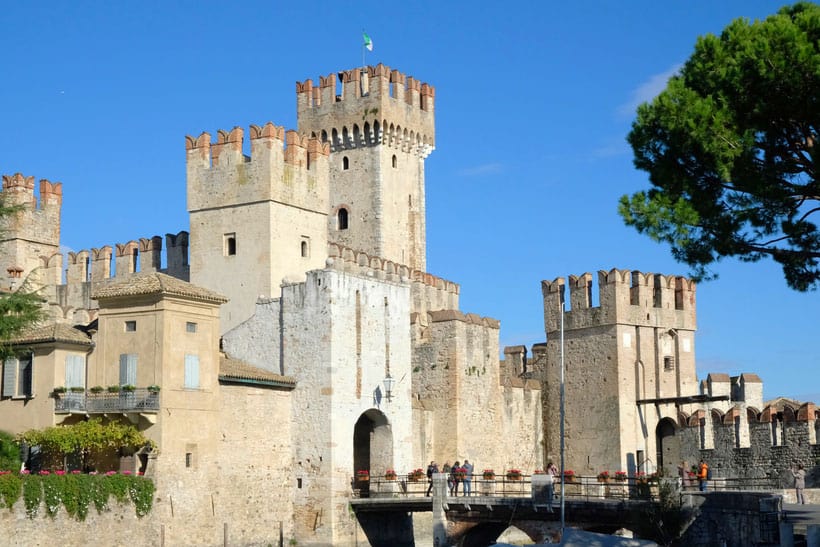 Autumn at Lake Garda: Enchanting Sirmione and Verona - Travel Blog in ...