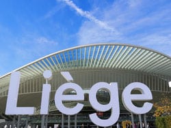 things to do in liege belgium, sign at liege train station