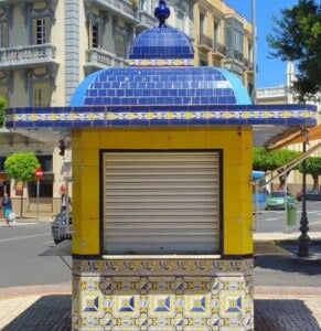 melilla africa tourism must see que hacer turismo modernismo moder nist spain espana marruecos morroco refugees fence valla moruno hindu sefardi jews - Reflexiones de Viaje