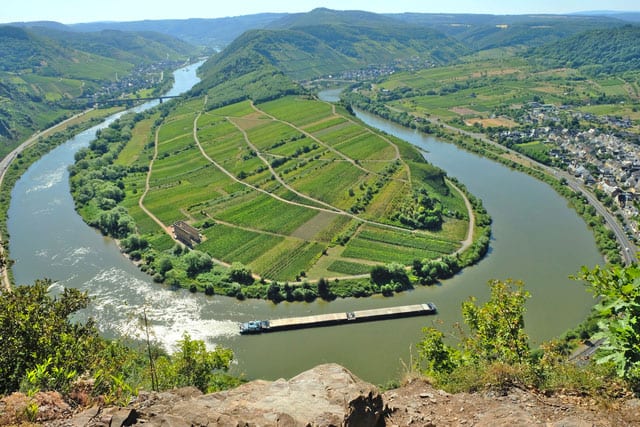 Things to do in Mosel Valley, Germany, Beautiful hiking views while touring the Mosel Valley