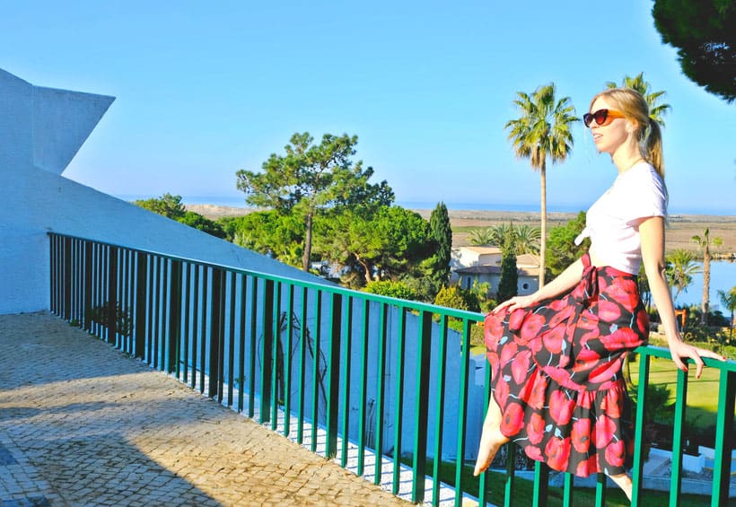 travel bloggger in quinta do lago in algarve portugal