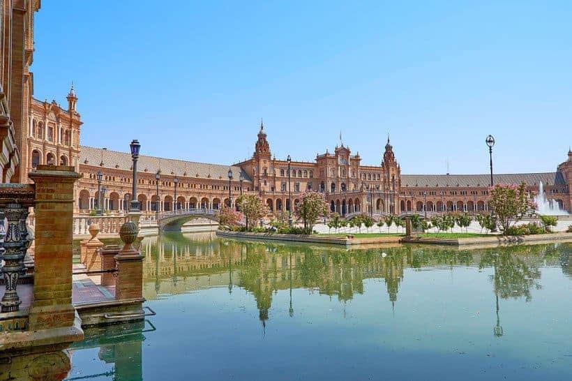 winter holidays in sourther spain, water outside plaza de espana in winter sun