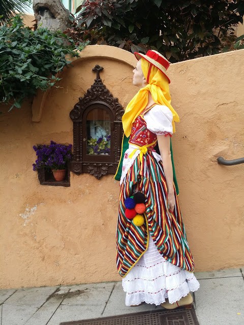 Tenerife, spain, traditional dress, traje tipico, maga, orotava, artesania, hand craft, espana, tradiciones, traditions, folclore, folklore, islas canarias, canary islands