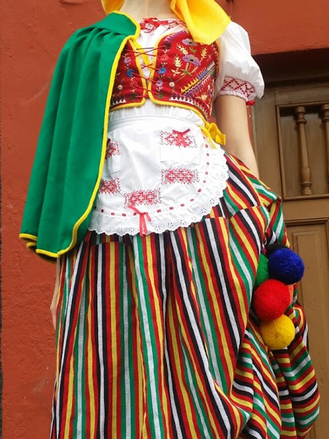 Tenerife, spain, traditional dress, traje tipico, maga, orotava, artesania, hand craft, espana, tradiciones, traditions, folclore, folklore, islas canarias, canary islands