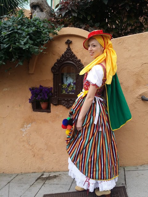 Tenerife, spain, traditional dress, traje tipico, maga, orotava, artesania, hand craft, espana, tradiciones, traditions, folclore, folklore, islas canarias, canary islands, los realejos