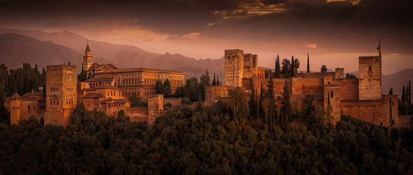 nice places in spain, most beautiful places in spain to live, alhambra palace in granada, spain