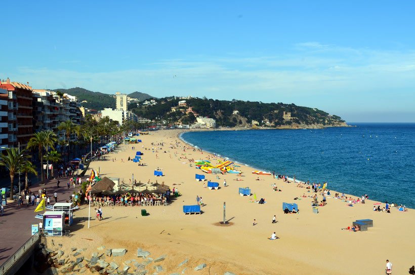 where to stay in spain, hotel, resort, spain, travel, blogger, recommend cheap, budget, deal, best place to stay, holiday letting, villa, barcelona, costa del sol, ibiza, luxury, accommodation, spanish, apartment, self-catering, lloret de mar, catalonia