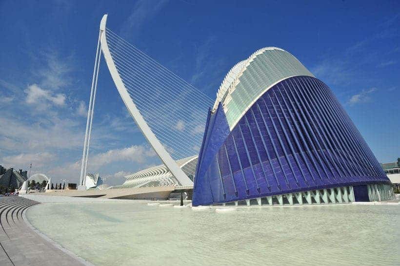 where to stay in spain, hotel, resort, spain, travel, blogger, recommend cheap, budget, deal, best place to stay, holiday letting, villa, barcelona, costa del sol, ibiza, luxury, accommodation, spanish, apartment, self-catering, valencia, airport