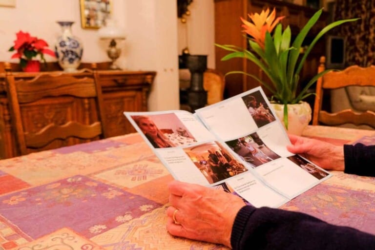 What's the Best Gift for Grandparents Who Live Far Away? Paulina on