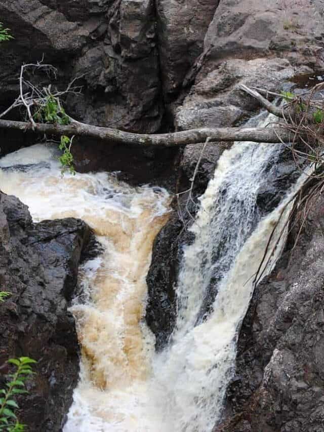 the best day trips in wisconsin, kettle moraine, forest, bayfield, lake side, lake geneva, milwaukee, madison, weekend getaway, day trip, excursion, national , hiking, outdoor, best weekend trips wisconsin, wisconsin dells