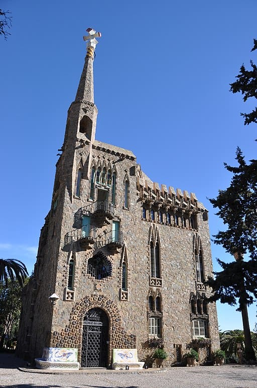 torre bellesguard barcelona gaudi