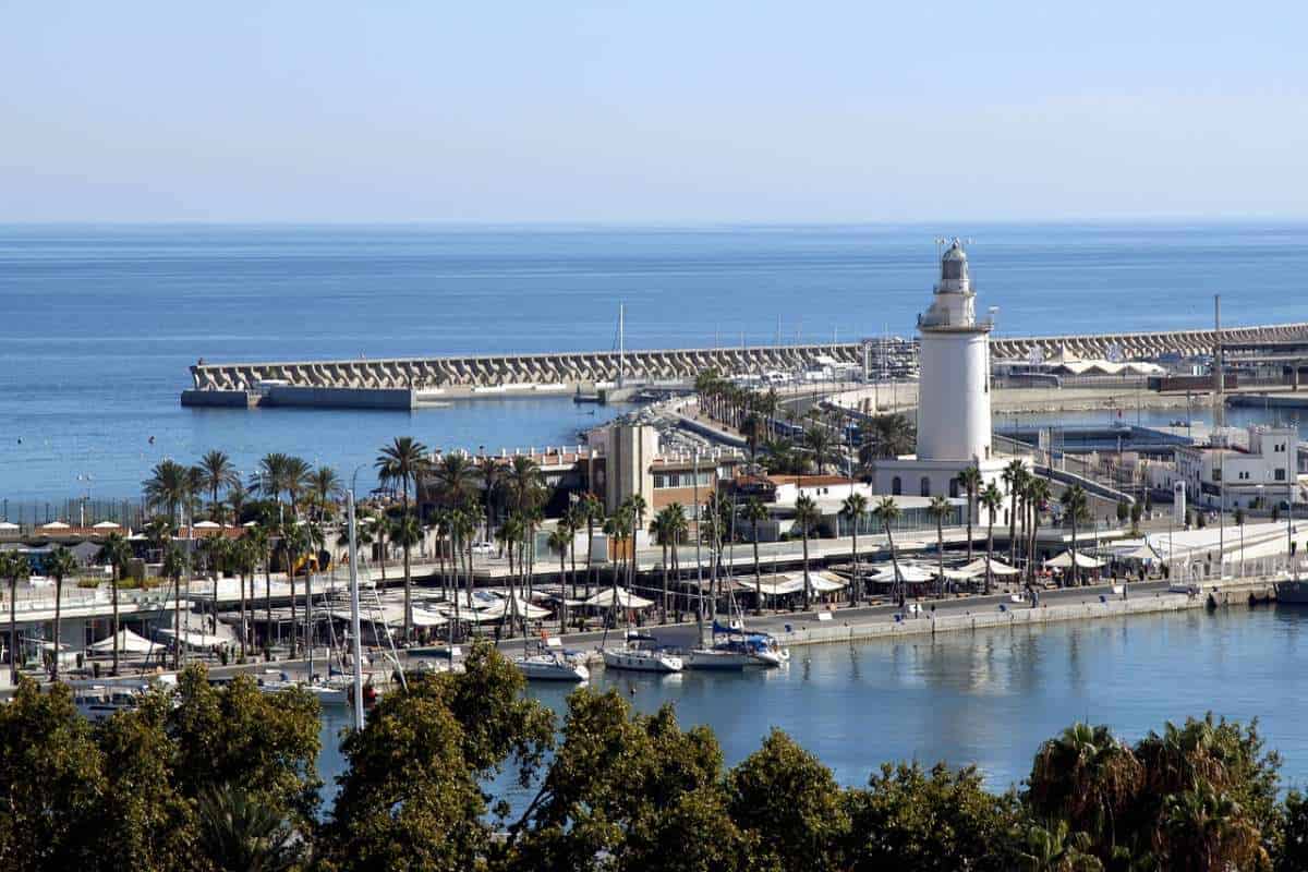Best hotels in malaga, where to stay in malaga, luxury hotels in malaga, 5 star hotels in malaga, hostels in malaga, beach hotel, boutique hotel malaga