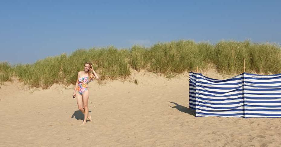 nearest beach to luxembourg, walking along the Knokke-Heist beach