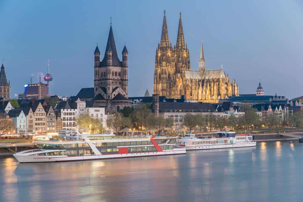 best european christmas market cruises, german christmas market cruises, romatic rhine, christmas market cruises on the rhine, christmas market cruises on the danube, nurnberg, bruges, southampton