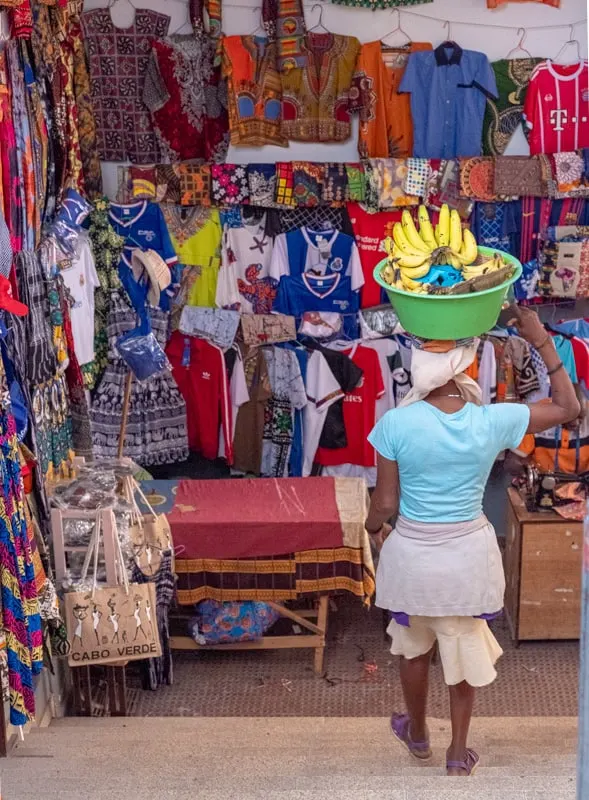 Things to do in Santiago Island, Cape Verde, Women selling bananas in the cloth market