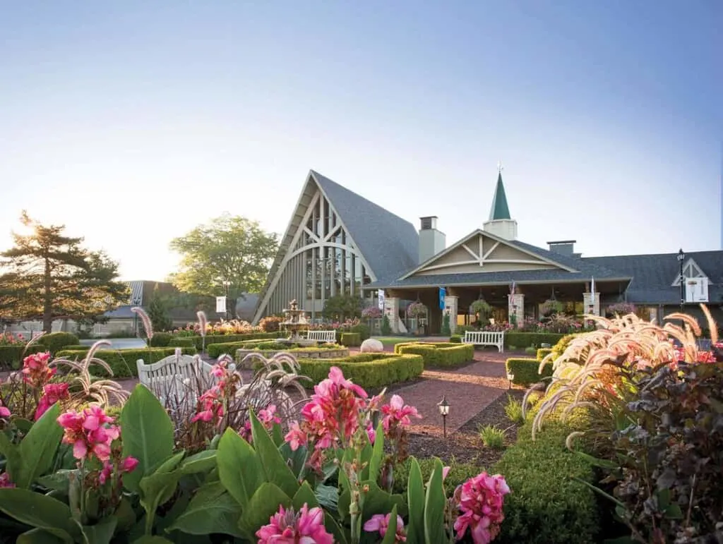 spa resort in Lake Geneva, exterior view of Abbey Resort and garden