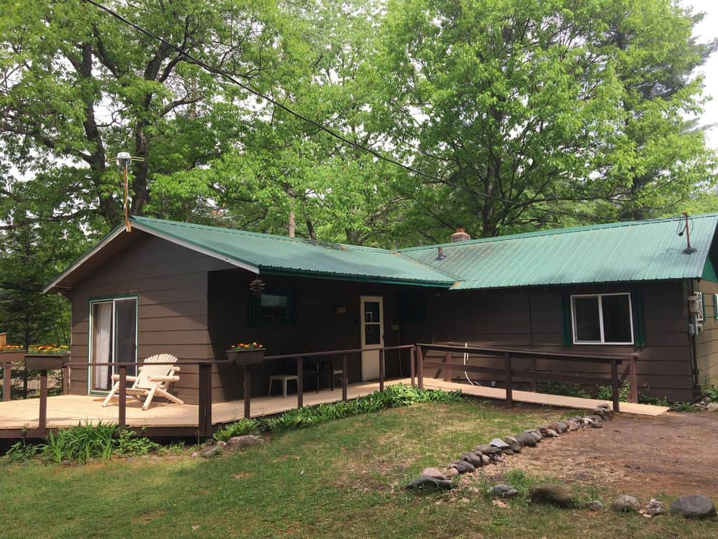 Romantic Cabins in Wisconsin, Spider Creek Country Cottage and Spider Creek