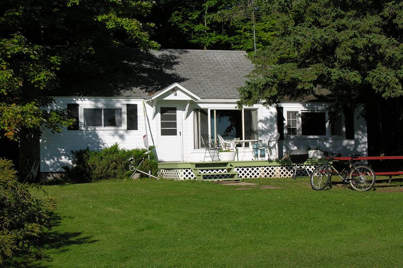 best hotels in Apostle Islands, WI, Front view of Bodin’s Resort in Washburn, Wisconsin