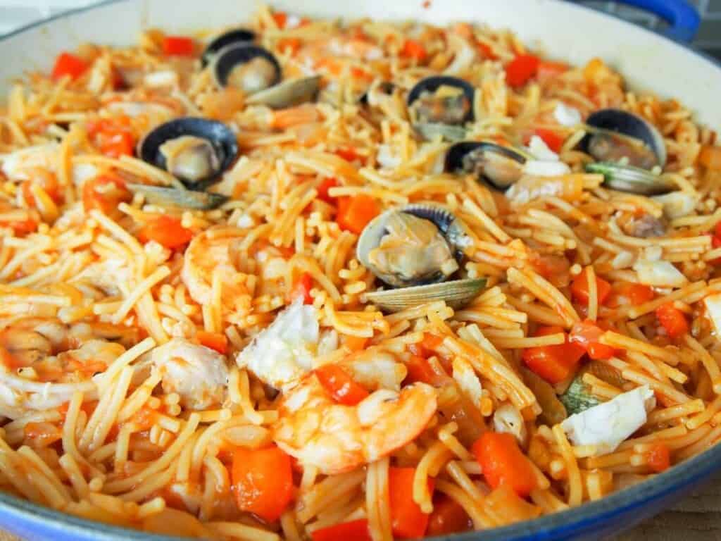 Famous Dishes in Spain, Fideua – “Noodle Paella” dish