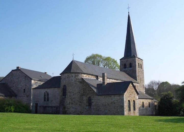 Best Hiking Trails in Wallonia, Belgium, old village of weris