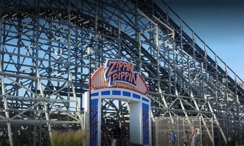 Cool things to do in Green Bay, front view of Zippin Pippin Roller Coaster