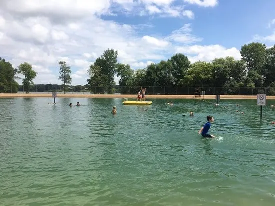 Things to do in Green Bay, some Kids playing in Ashwaubomay Lake