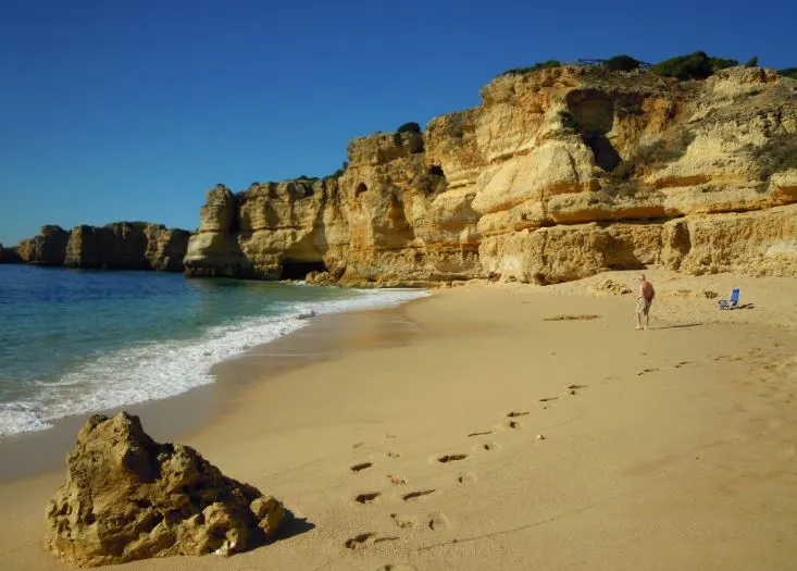 Best Beaches in Algarve for families, Praia da Coelha, Albufeira