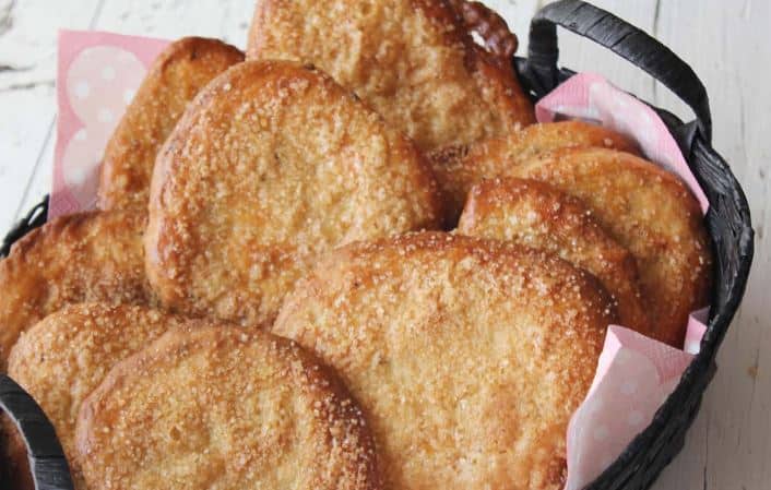 traditional sweet Snacks in spain, Tortitas de aceite