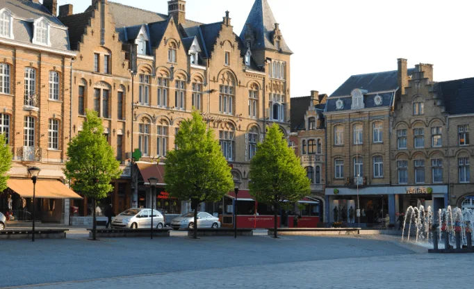 Beautiful Cities in Belgium, City view of Ypres/Ieper, day trip from brussels to ypres
