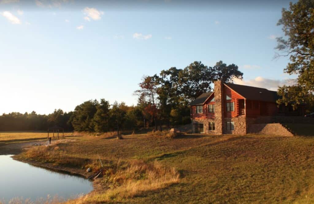 isolated pet friendly cabin in wisconsin dells