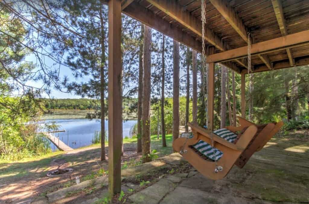 lakefront cabin in wisconsin dells pet friendly