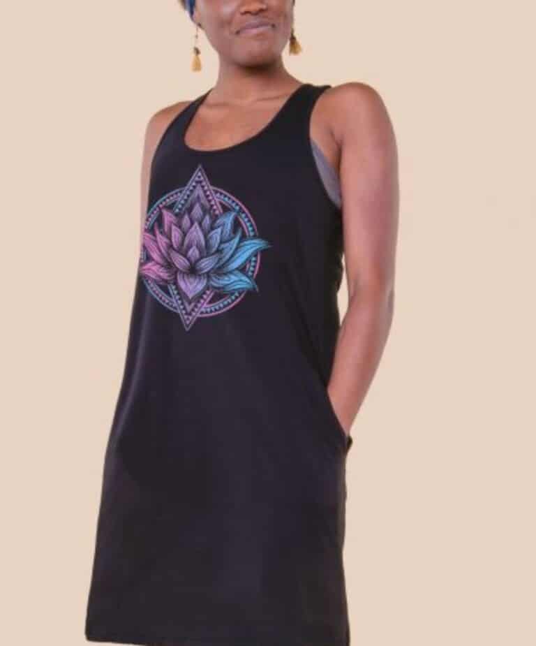 20 Cool Organic Clothing "Made in USA" Paulina on the road