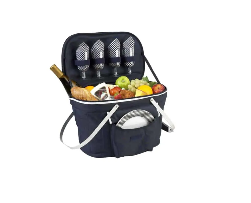 soft picnic basket for 4 - 26 Tempting Outdoor Gifts for Women