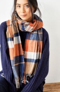 25 Cool Recycled Clothing Brands You'll Love! - Paulina on the road