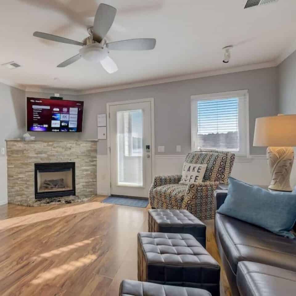 20 Fabulous Airbnbs in Wisconsin Dells, WI Paulina on the road