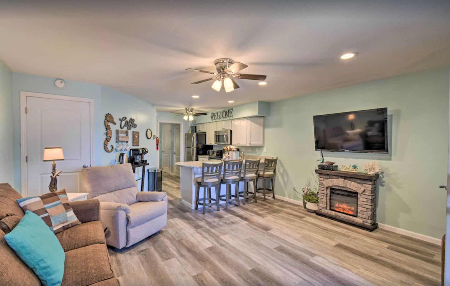 15 Cool Airbnbs in Wisconsin Dells (Cabins, Luxury + More)