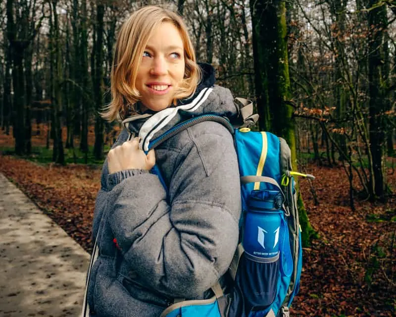 Best Backpacking Water Bottle [2024 Review] - Paulina on the road