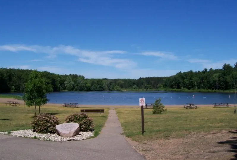 Best mountain biking trails in Wisconsin, lake view of Hartman Creek State Park - Waupaca