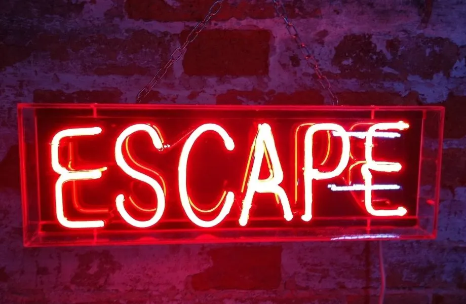 Wisconsin Dells attractions in March, neon sign reading ESCAPE