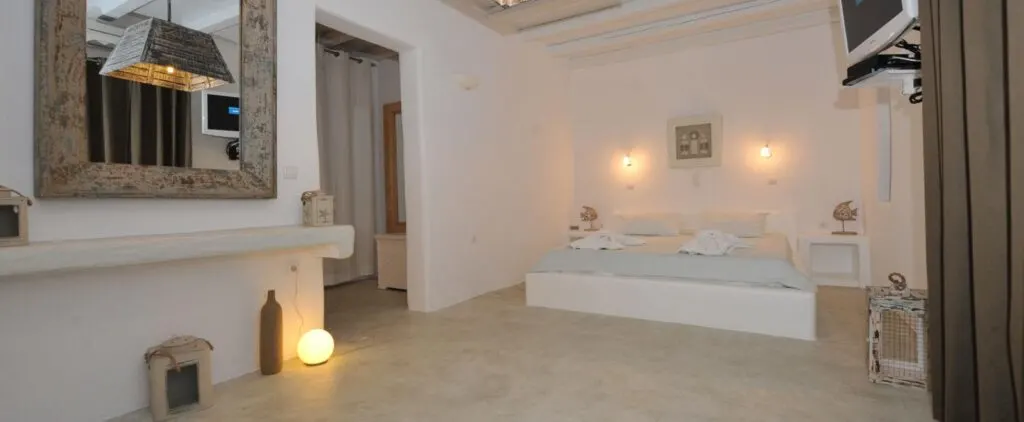 best places to stay in paros, large room in Anemoi Resort Paros