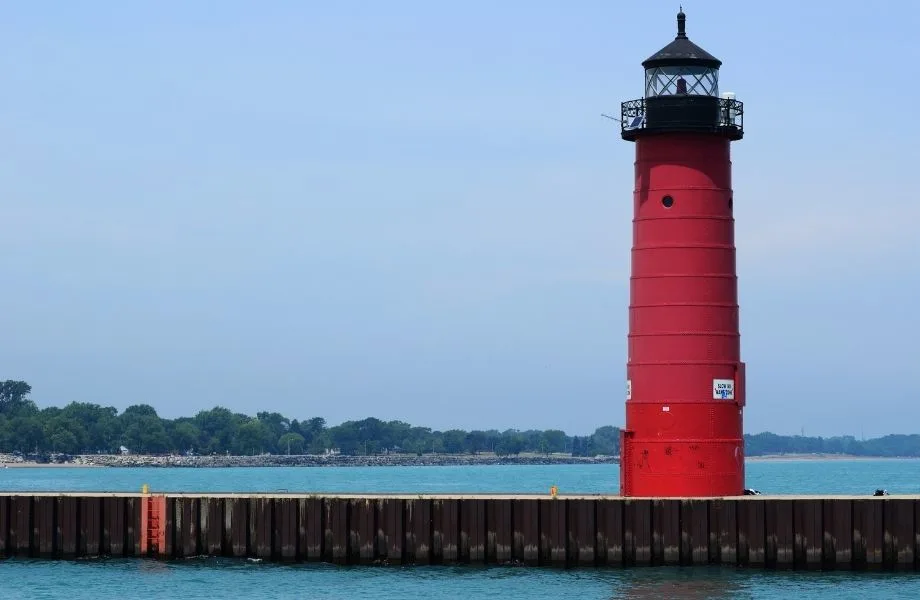 lighthouses on Lake Michigan, Kenosha Lighthouse