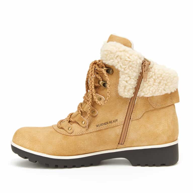 15 Best Brands for Vegan Winter Boots - Paulina on the road