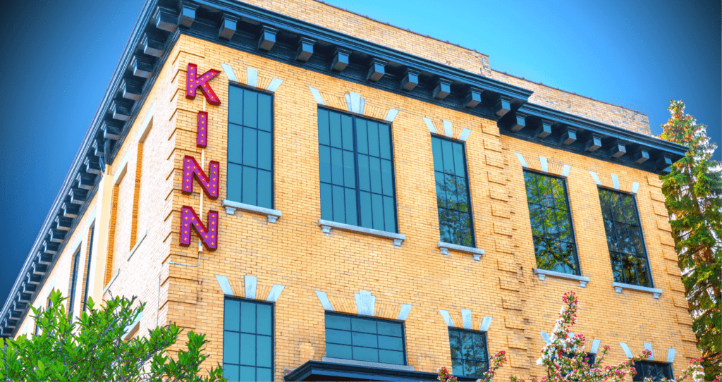 most romantic hotels milwaukee, exterior of kinn guesthouse
