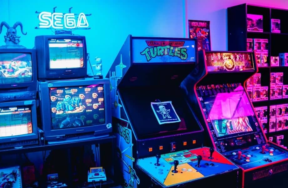 unique Milwaukee date night ideas, wall of retro arcade games