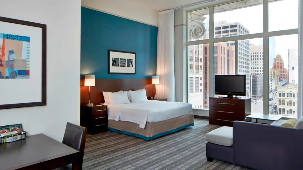 Milwaukee dog friendly hotels, large hotel room overlooking the city