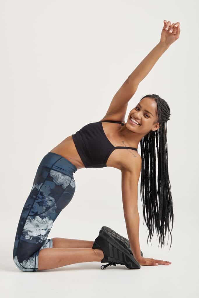 best ethical yoga clothing, woman doing yoga pose